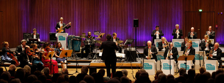 Walt Kracht & His Orchestra mit Victor Visotsky